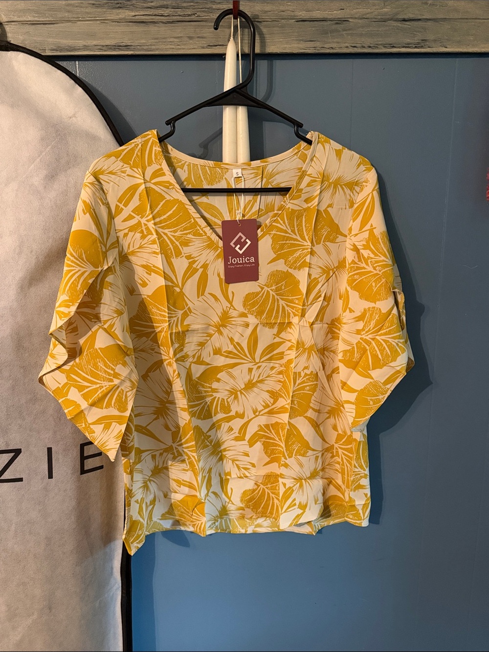 Jouica Yellow Floral V-Neck Blouse